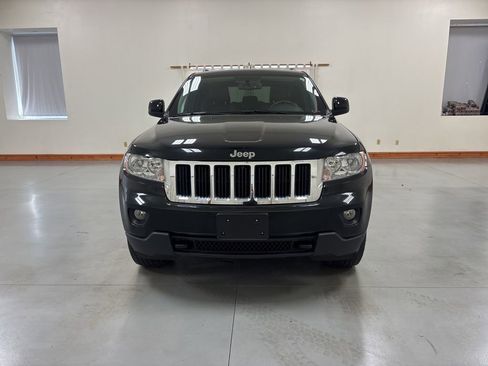 Used 2012 Jeep Grand Cherokee Laredo AWD/4WD image 3