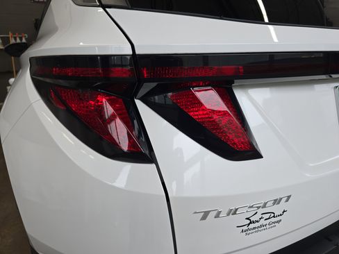 Certified 2025 Hyundai Tucson SEL AWD/4WD image 36