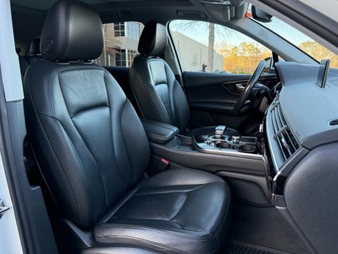 Used 2018 Audi Q7 3.0T Premium Plus image 37