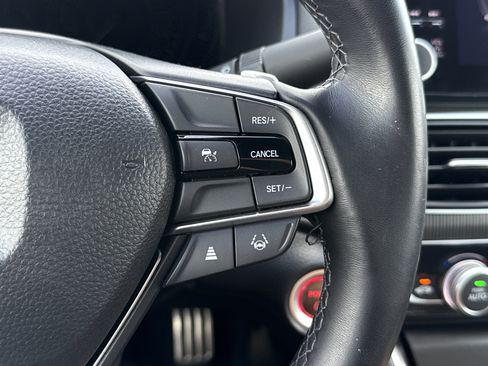 Used 2022 Honda Accord Sport image 25