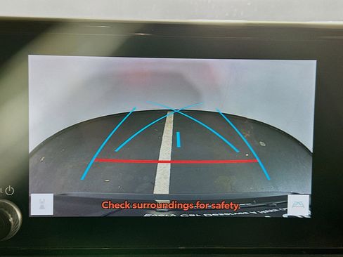 Used 2024 Toyota RAV4 LE image 22