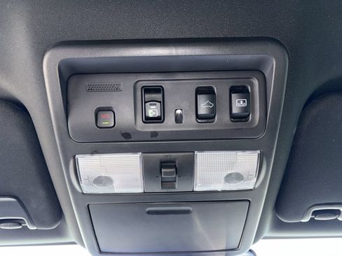 Used 2021 Nissan Titan PRO-4X w/ Pro-4x Convenience Package AWD/4WD image 27