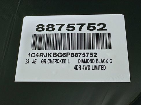 Certified 2023 Jeep Grand Cherokee L Limited image 22