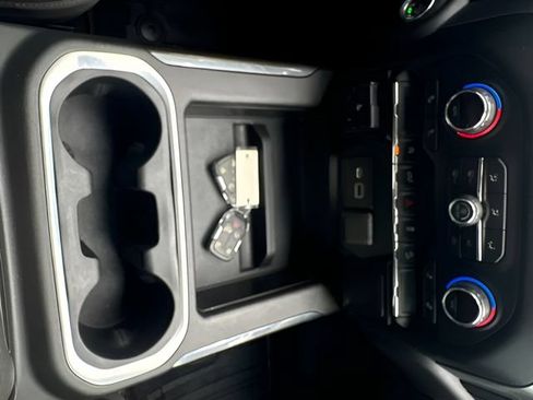 Used 2019 Chevrolet Silverado 1500 LT Trail Boss AWD/4WD image 16