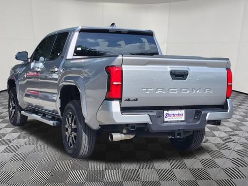 Used 2025 Toyota Tacoma SR5 AWD/4WD image 7