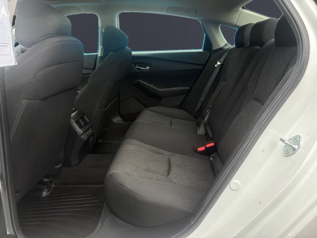 Used 2025 Honda Accord SE image 13