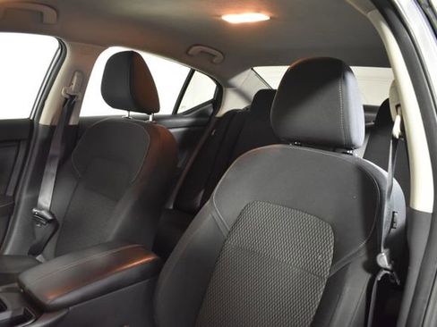 Certified 2023 Nissan Sentra S FWD image 10