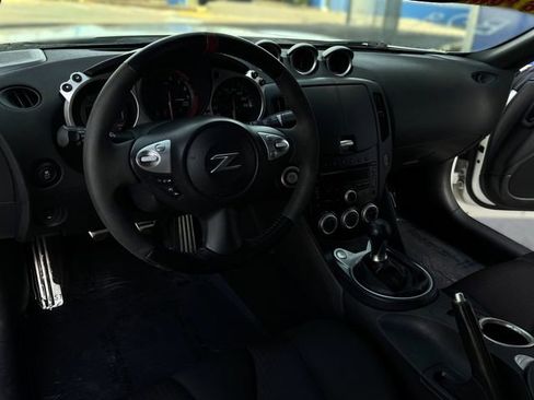 Used 2014 Nissan 370Z NISMO w/ Bose Package RWD image 14