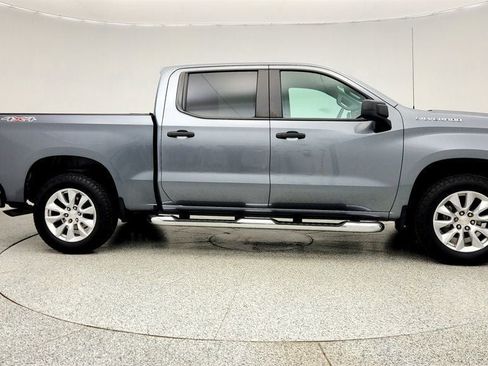 Used 2022 Chevrolet Silverado 1500 Custom w/ Safety Confidence Package image 4