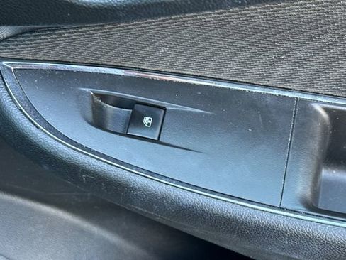 Used 2016 Chevrolet Cruze LT image 21