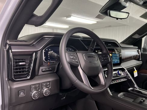 New 2026 GMC Sierra 2500 Denali Ultimate image 47