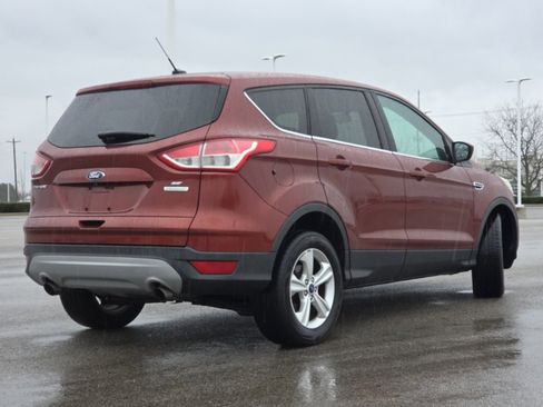 Used 2015 Ford Escape SE image 13