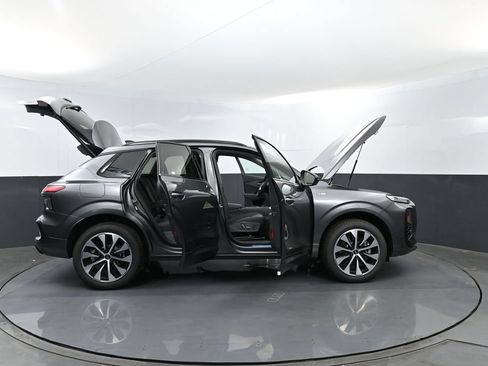 New 2026 Audi Q3 quattro 2.0T AWD/4WD image 31