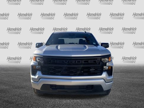 Used 2022 Chevrolet Silverado 1500 Custom image 3