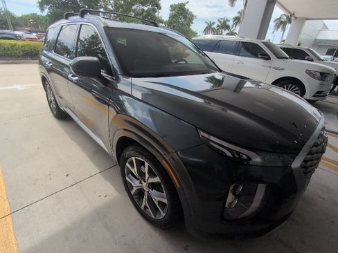Used 2021 Hyundai Palisade Limited FWD image 6