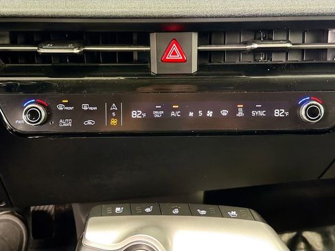 Used 2022 Kia EV6 Wind image 17