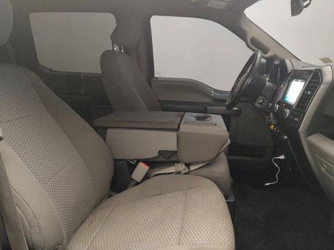 Used 2017 Ford F150 XLT w/ Equipment Group 302A Luxury image 21