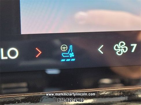 New 2025 Lincoln Navigator L Reserve w/ Jet Appearance Package image 17