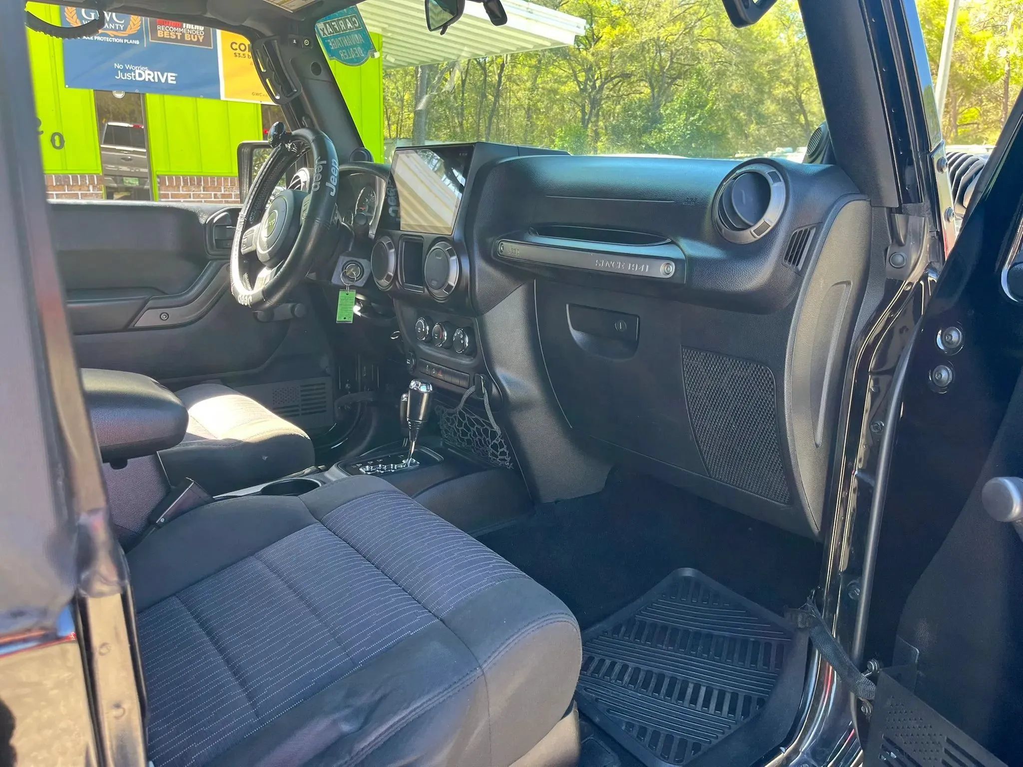 Used 2012 Jeep Wrangler Sport AWD/4WD image 21