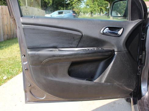 Used 2019 Dodge Journey Crossroad image 12