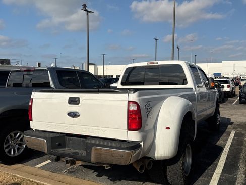 Used 2016 Ford F350 Lariat w/ Lariat Ultimate Package image 4