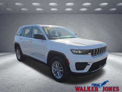 Used 2025 Jeep Grand Cherokee Laredo X w/ Luxury Tech Group I