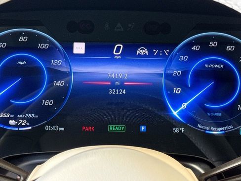 Used 2022 Mercedes-Benz EQS 580 EQS 580 4MATIC Sedan image 12