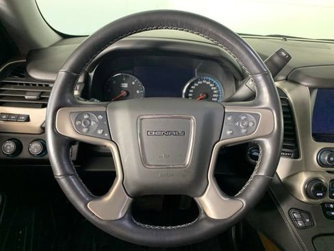 Used 2020 GMC Yukon Denali w/ Open Road Package AWD/4WD image 32