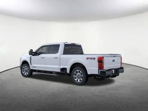 New 2026 Ford F250 Lariat w/ Chrome Package image 4