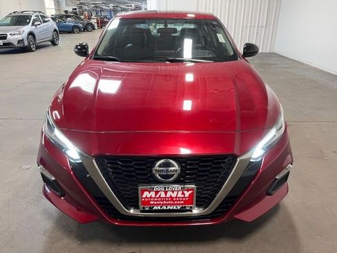 Used 2019 Nissan Altima 2.5 SR w/ SR Premium Package image 8