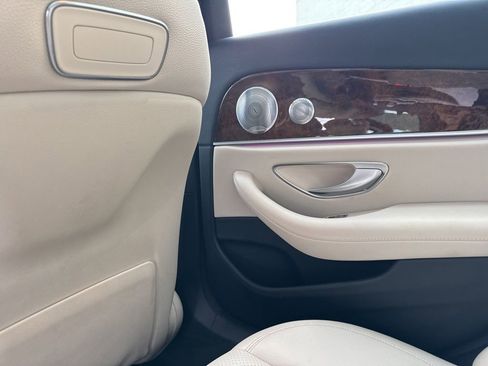 Used 2019 Mercedes-Benz E 450 4MATIC Wagon image 17