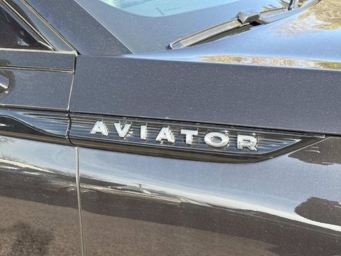 New 2026 Lincoln Aviator 2WD w/ Jet Appearance Package image 10