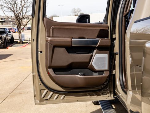 Used 2026 Ford F350 King Ranch w/ Chrome Package image 38