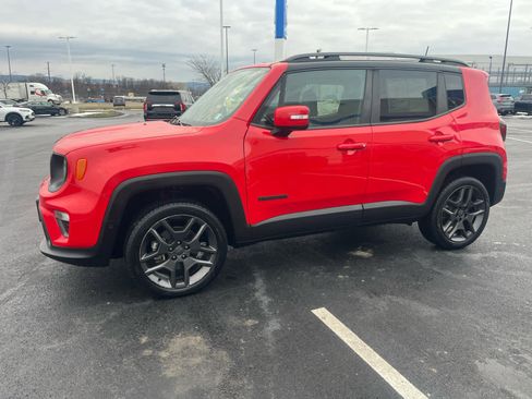 Used 2019 Jeep Renegade Limited w/ Quick Order Package 22P image 5