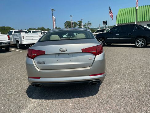 Used 2013 Kia Optima LX FWD image 5