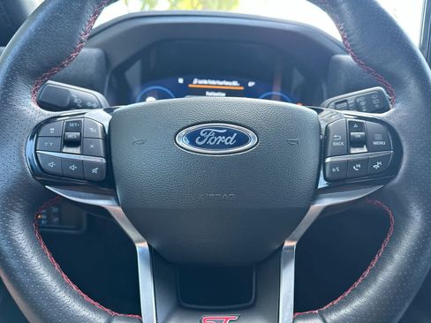 Certified 2025 Ford Explorer ST RWD image 22