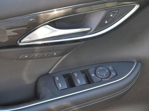 Used 2023 Buick Envision Essence w/ Sport Touring Package image 30