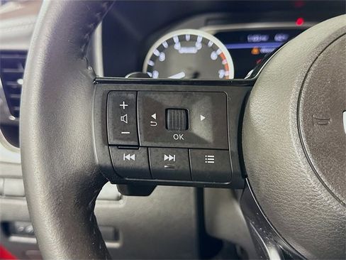 Certified 2021 Nissan Rogue SV w/ Premium Package image 13