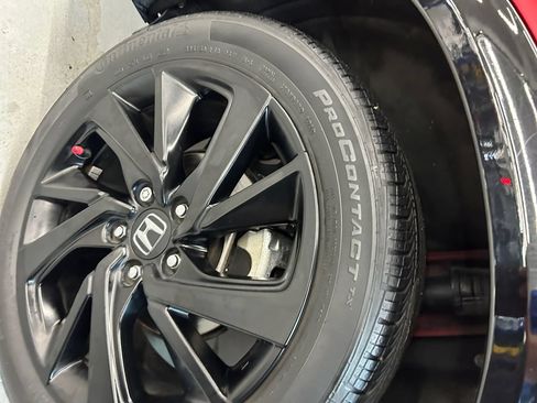 Used 2022 Honda HR-V Sport image 18