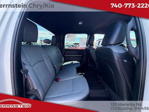 Used 2024 RAM 3500 Tradesman w/ Chrome Appearance Group AWD/4WD image 27