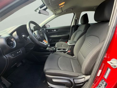 Used 2019 Kia Forte S FWD image 14