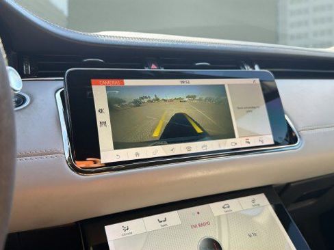 Used 2020 Land Rover Range Rover Evoque R-Dynamic SE image 25