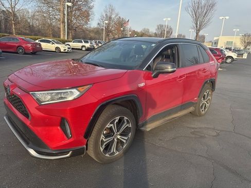 Used 2021 Toyota RAV4 XSE w/ Premium Package image 6