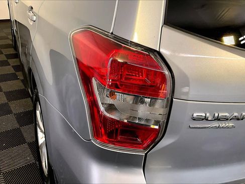 Used 2016 Subaru Forester 2.5i Limited AWD/4WD image 28