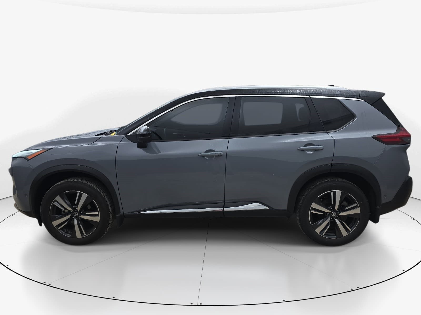 Used 2021 Nissan Rogue Platinum FWD image 7
