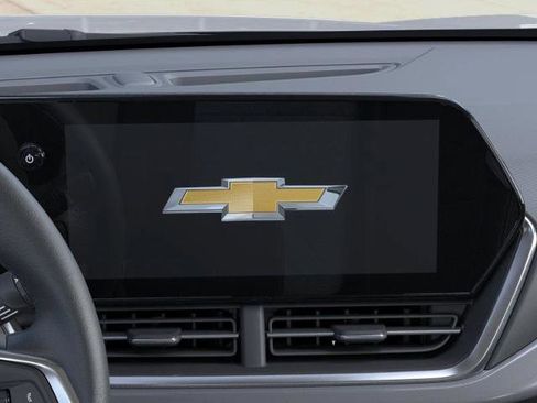 New 2026 Chevrolet Trax LT w/ Driver Confidence Package image 20