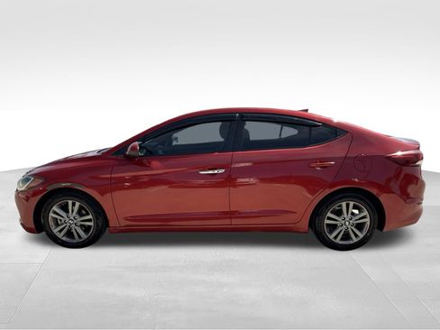 Used 2017 Hyundai Elantra SE w/ SE A/T Tech Package 03 FWD image 8
