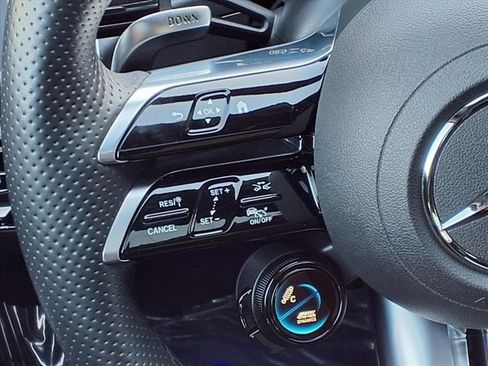 Used 2024 Mercedes-Benz C 43 AMG 4MATIC Sedan image 9