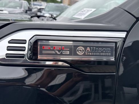 New 2025 GMC Sierra 2500 SLT image 5