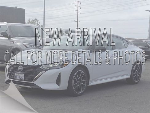 Certified 2025 Nissan Sentra SR image 1